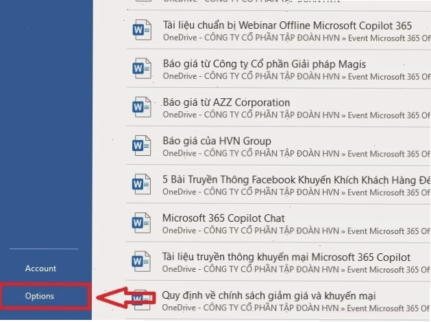 Chọn Options Tùy chọn để khắc phục lỗi Word bị cách chữ