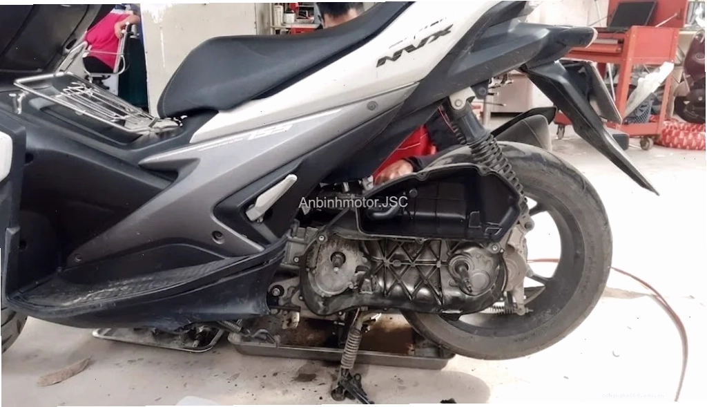 Dịch Vụ Sửa Xe NVX Tại Chỗ