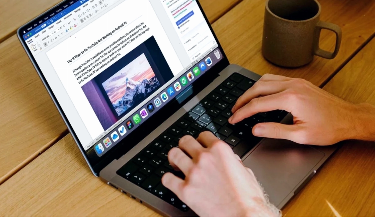 Khởi động lại Microsoft Word để sửa lỗi file word
