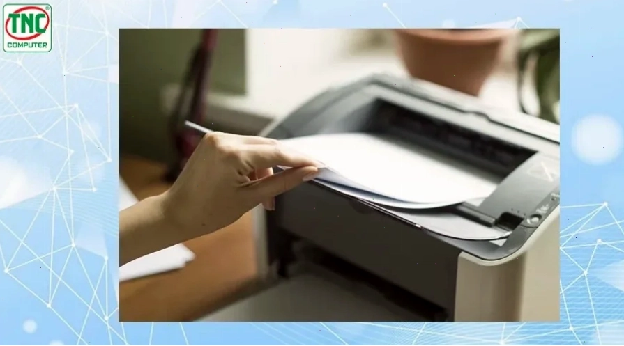 Kiểm tra khay giấy và hộp mực máy in