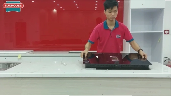 Liên hệ đơn vị có kinh nghiệm để sửa chữa khi vấn đề đến từ linh kiện bếp