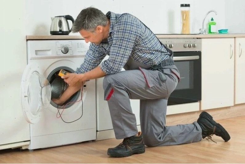 Máy giặt rung lắc mạnh có thể do đặt không cân