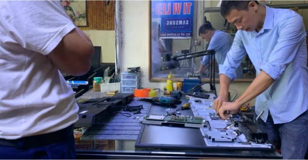 Nguyên nhân tivi sony nháy đỏ 5 lần do bo mạch