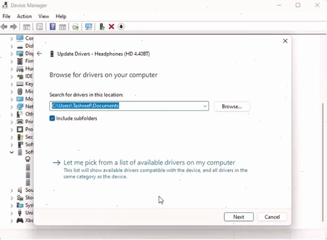 Nhấp vào Let me pick from a list of available drivers on my computer để chọn driver thủ công