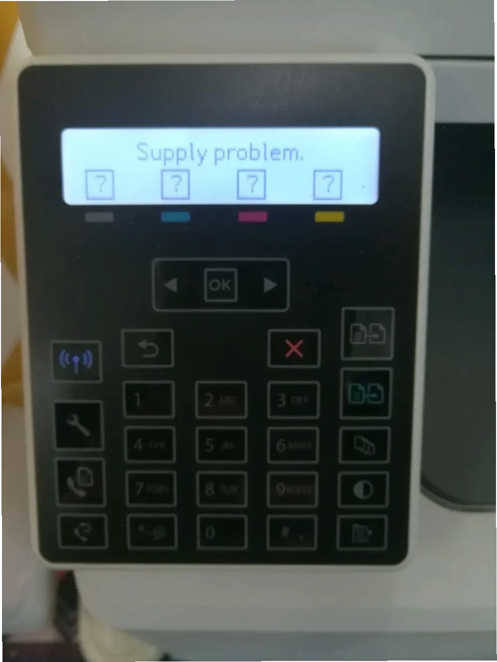 Sửa lỗi supply memory error hp m402dn bằng cách vệ sinh chip