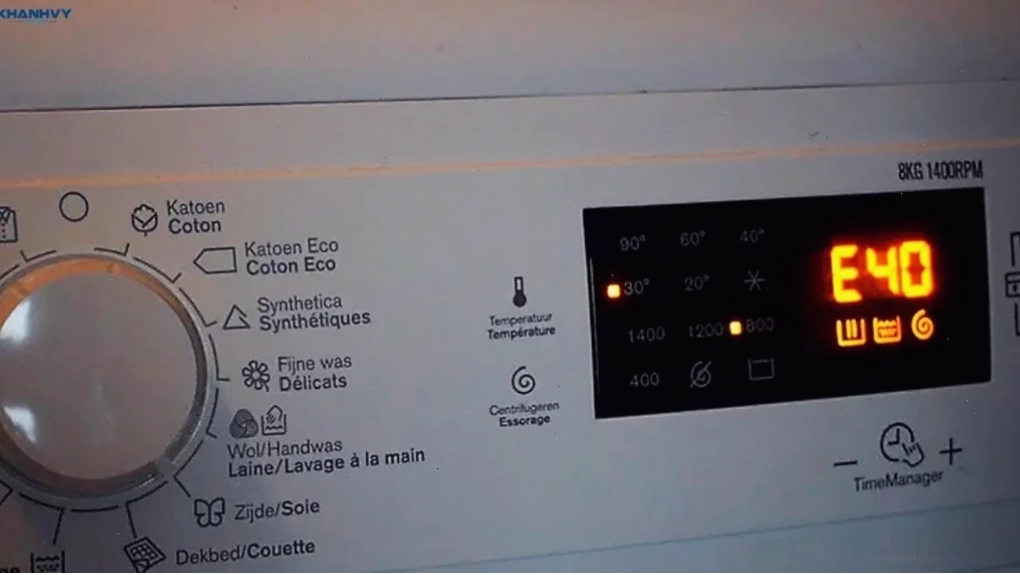 Sửa máy giặt electrolux báo lỗi e40 do cửa đóng không khít