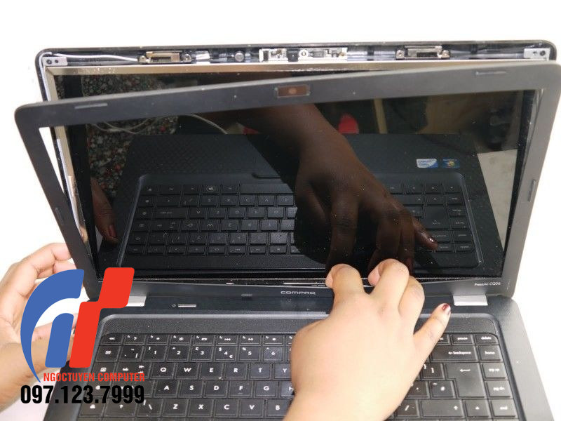 Bí kịp tìm kiếm địa chỉ thay màn hình máy tính tốt nhất Hà Nội